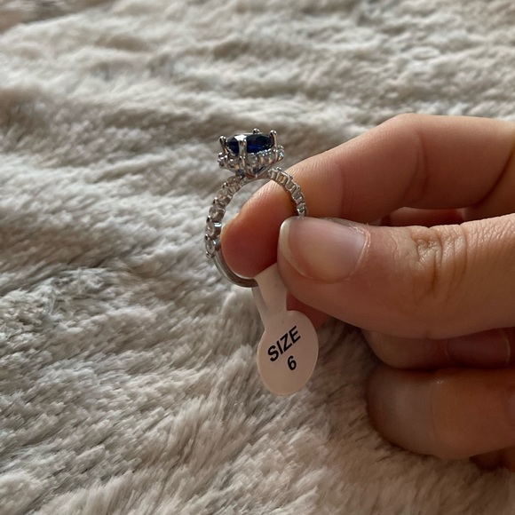 JACKPOT CANDLE RING - Picture 1 of 3